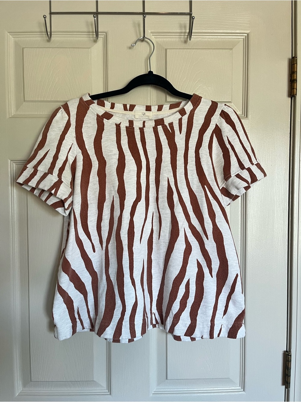 T.La White & Brown Zebra-Print Short Sleeve Top